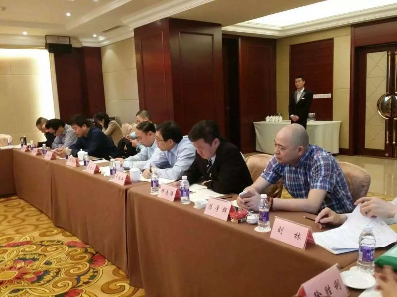 中国乐器协会琴行分会二届二次会长会议成功举办